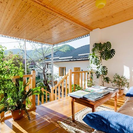 Nazy'S Guest House Joqolo Ngoại thất bức ảnh