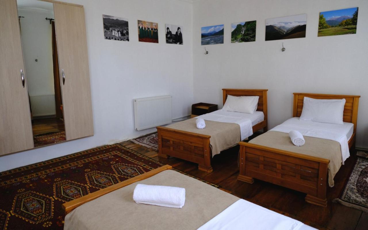 Nazy'S Guest House Joqolo Ngoại thất bức ảnh