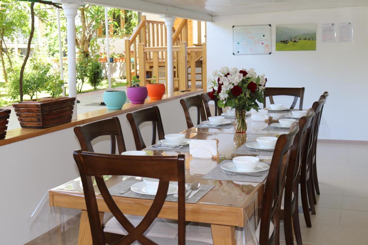 Nazy'S Guest House Joqolo Ngoại thất bức ảnh